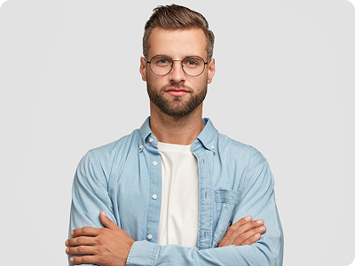 Analista finanziario di Altcoin Pro Wealth